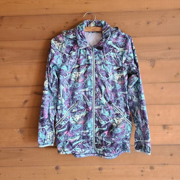 Lululemon Miss Misty Jacket II Iridescent Multi Glyde 6 Water Wind Resistant - Picture 2 of 8
